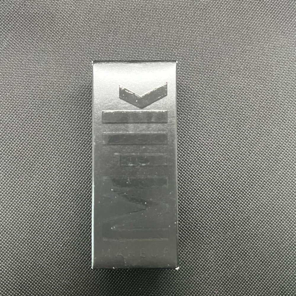 Milk Makeup Pore Eclipse Matte Setting Spray in Black Box